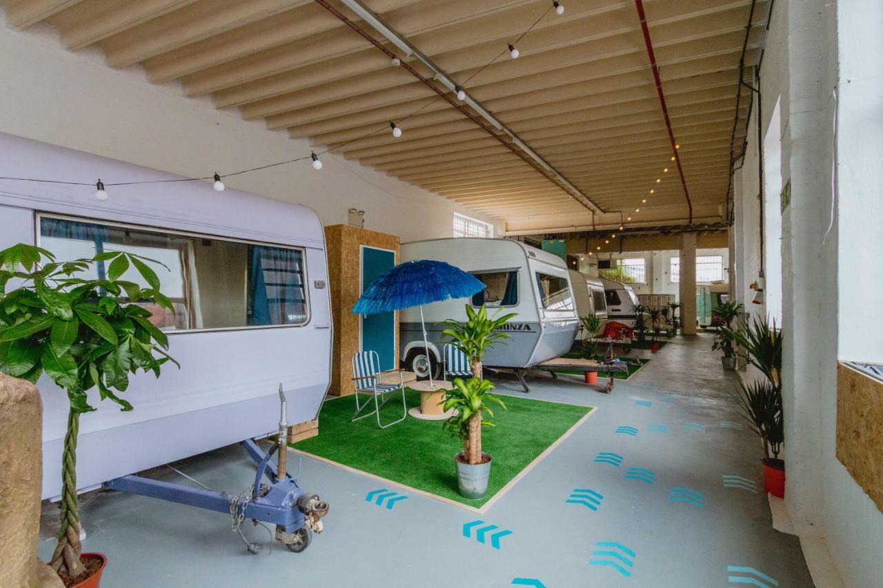 בריסטול Towed Town Camping מראה חיצוני תמונה